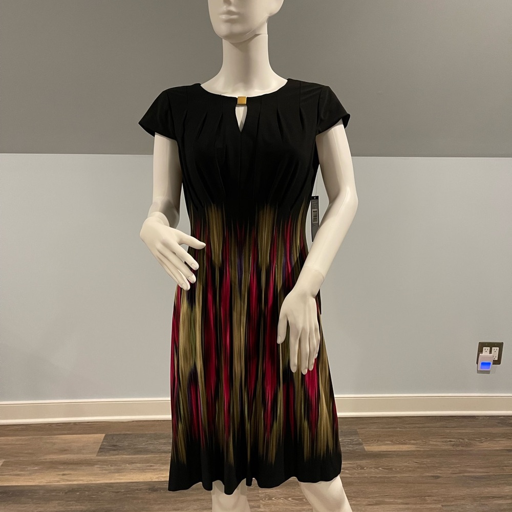 NWT! Colorful Tahari dress. Size 10. Great for work or going out.